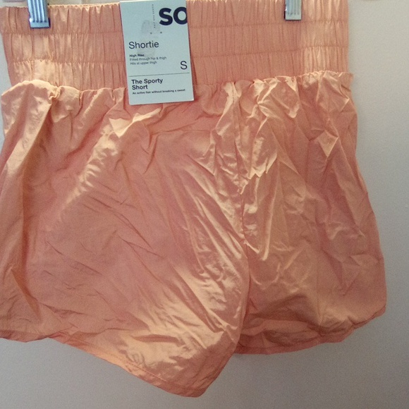 THE SPORTY SHORTS NEW SIZE SMALL - Picture 6 of 8